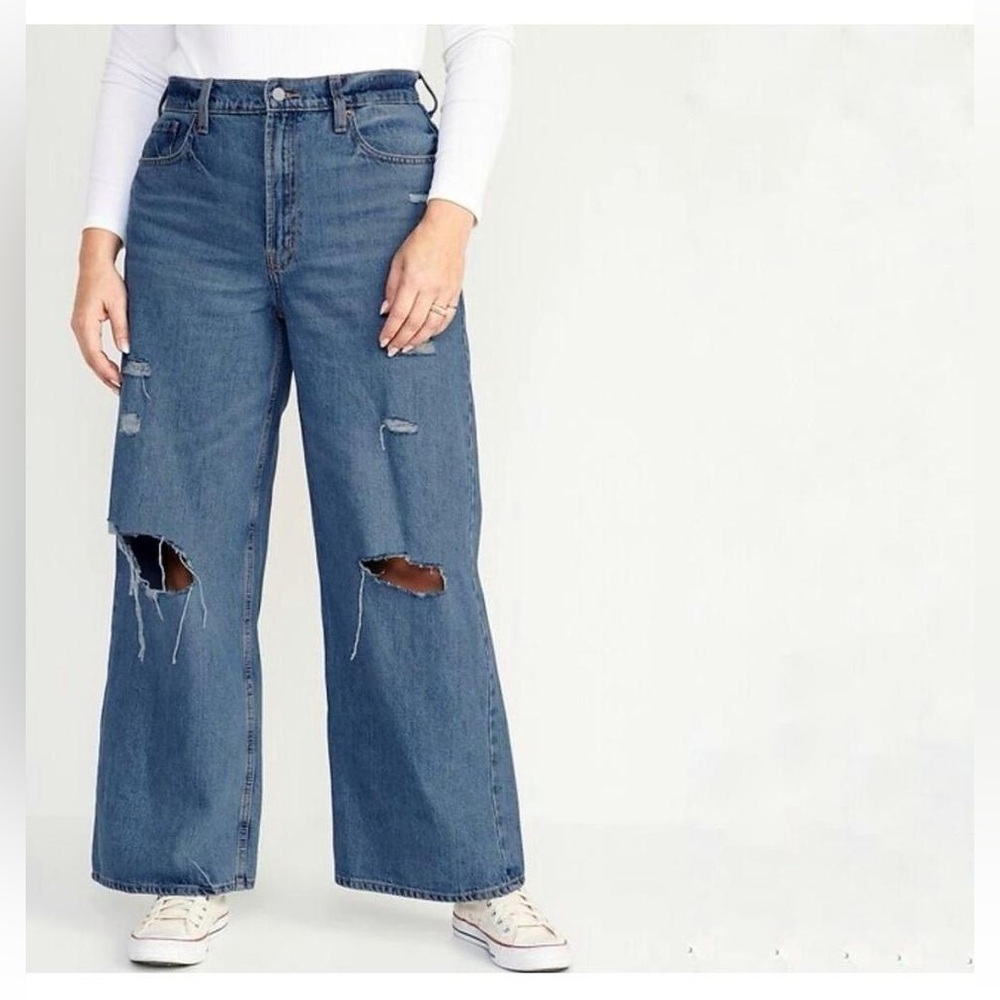 Old Navy Extra High-Waisted Baggy Wide-Leg Jeans 12